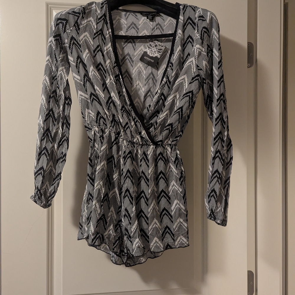 Chevron Patterned Black and White Women's Top